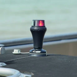 FEU DE NAVIGATION ILLUMINATE IPS RAILBLAZA -Nautica Aventure feu de navigation illuminate ips railblaza 2