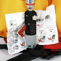 Gilet Gonflable ESSENTIAL ZIP Automatique Avec Harnais 170 N - Rouge -Nautica Aventure gilet gonflable essential zip automatique avec harnais 170 n rouge 3