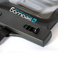 POCHETTE ETANCHE SMARTPHONE SEAWAG ROSE -Nautica Aventure pochette etanche smartphone seawag rose 6