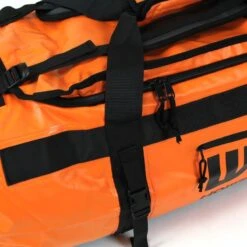 Sac De Voyage étanche DUFFEL BAG 90L HOWZIT - ORANGE -Nautica Aventure sac de voyage etanche duffel bag 90l howzit orange black 5